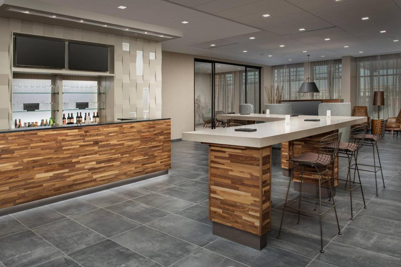| Courtyard Portland East