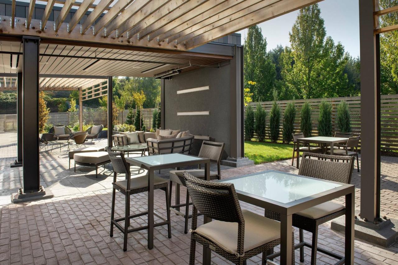 | Courtyard Portland East