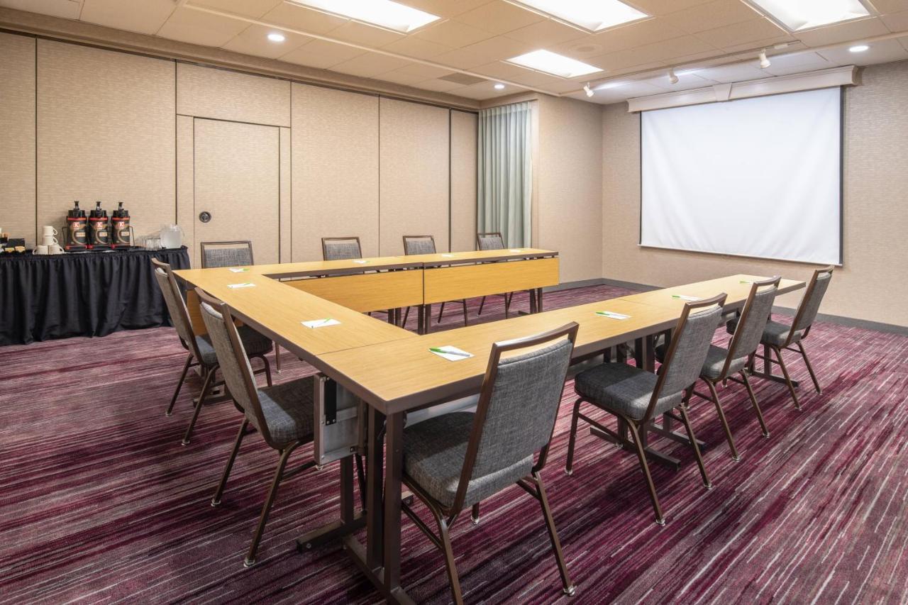  | Courtyard by Marriott Portland Airport