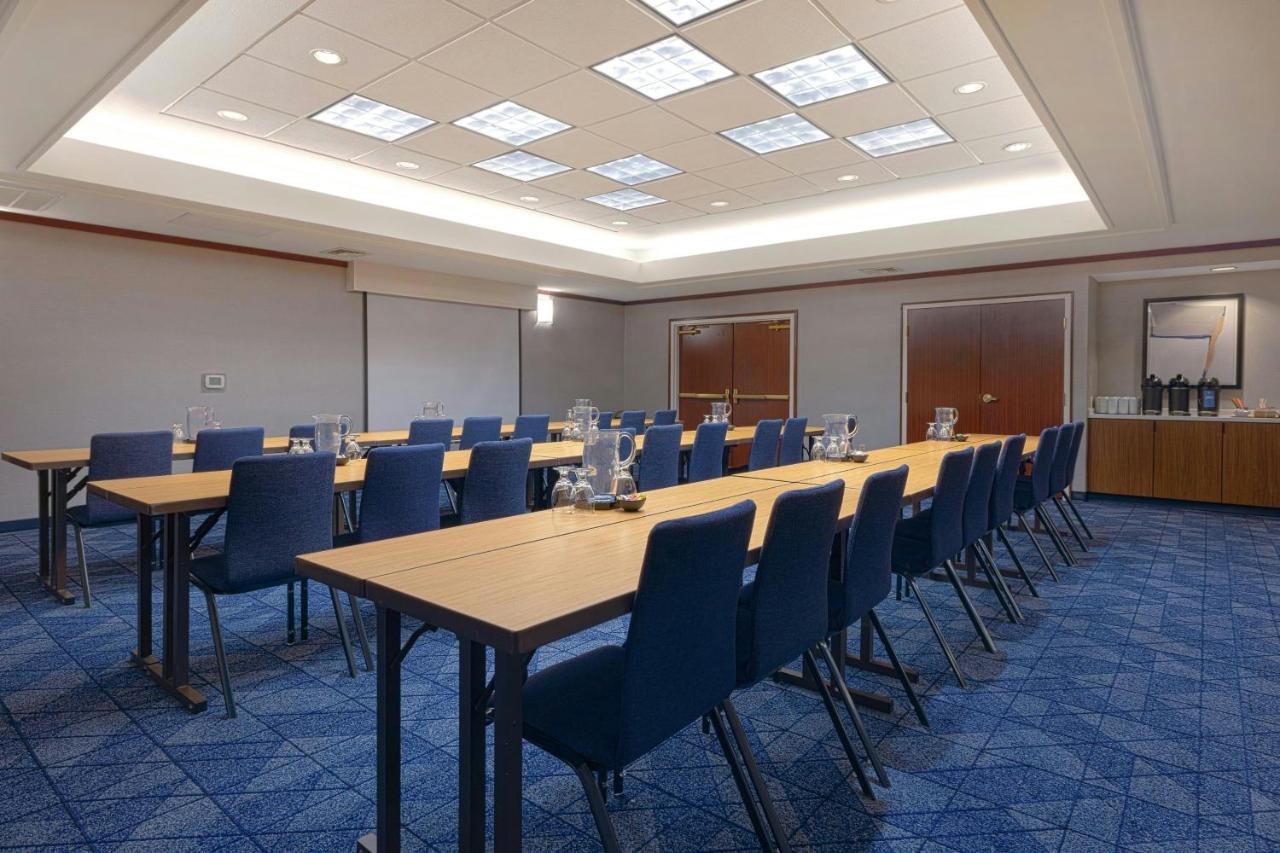 | Courtyard by Marriott Portland Southeast/Clackamas