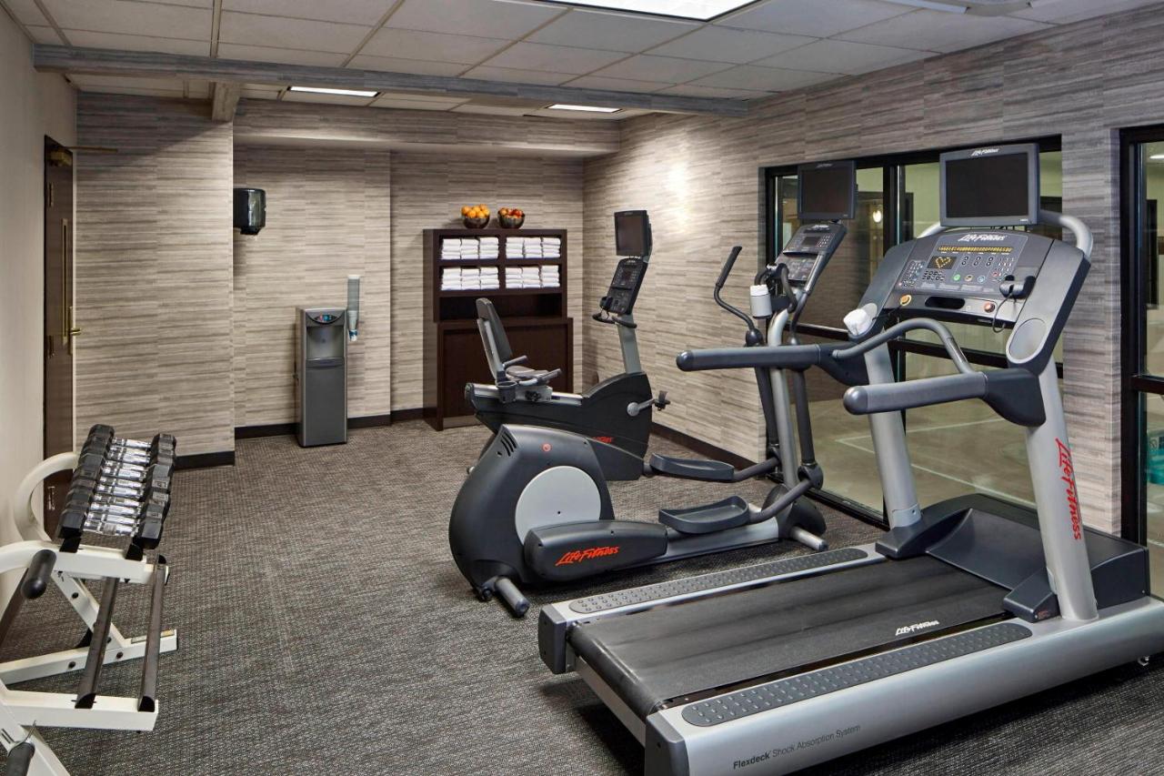 | Courtyard by Marriott Portland Southeast/Clackamas