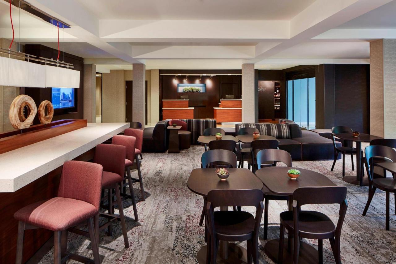 | Courtyard by Marriott Portland Southeast/Clackamas