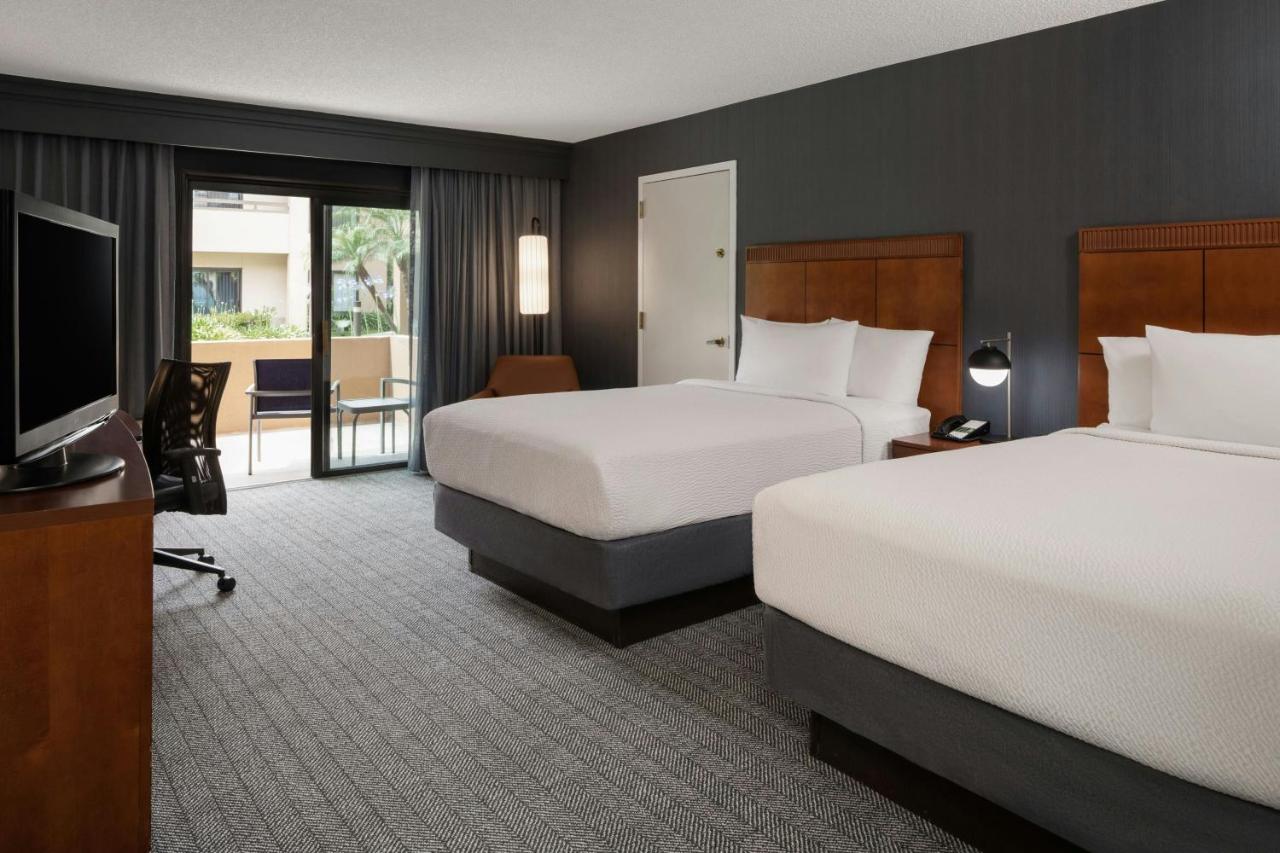 | Courtyard by Marriott Anaheim Buena Park