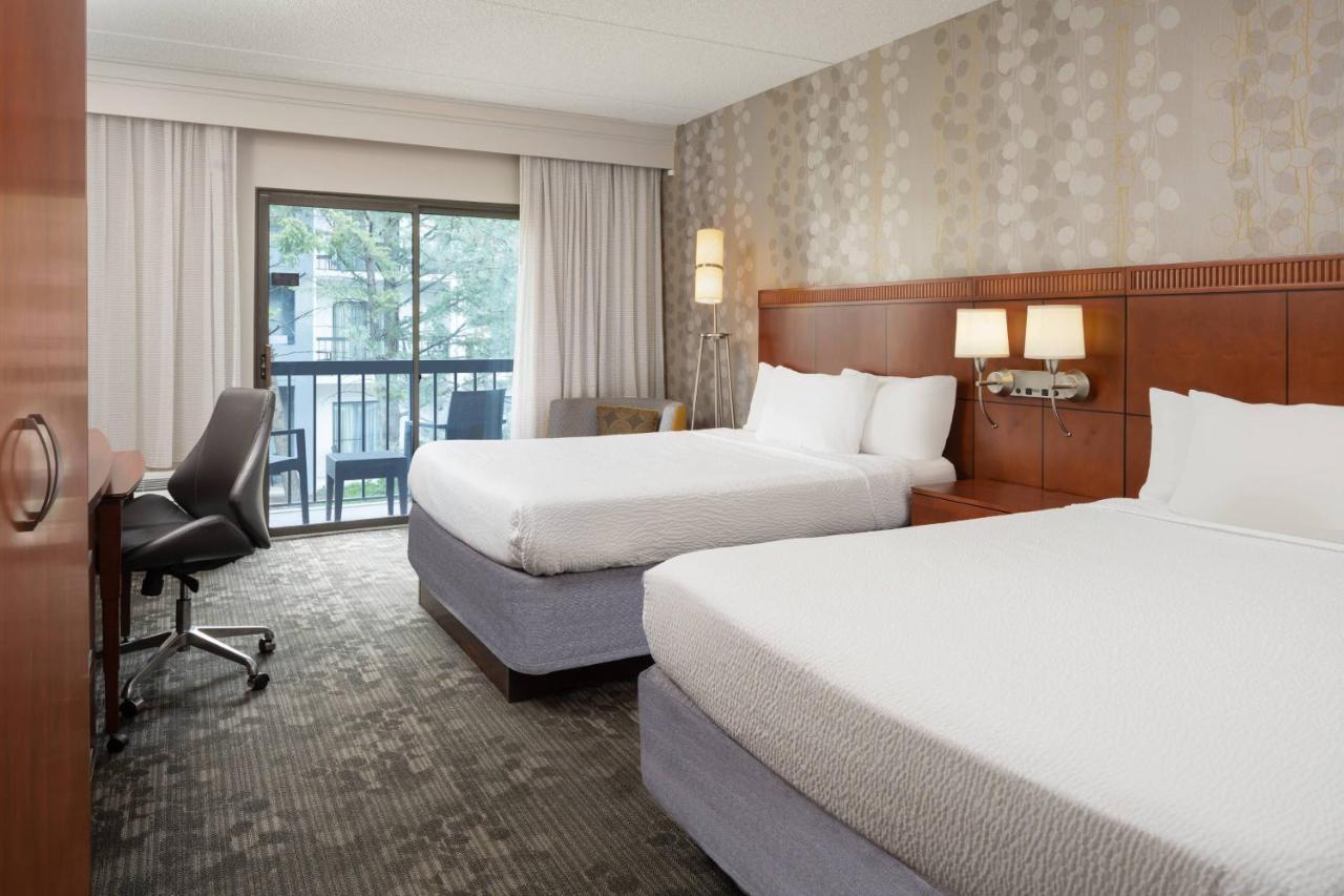  | Courtyard Chicago Wood Dale / Itasca