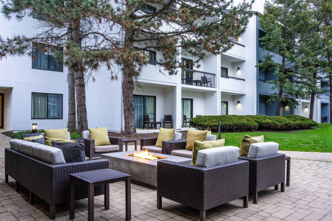  | Courtyard Chicago Wood Dale / Itasca