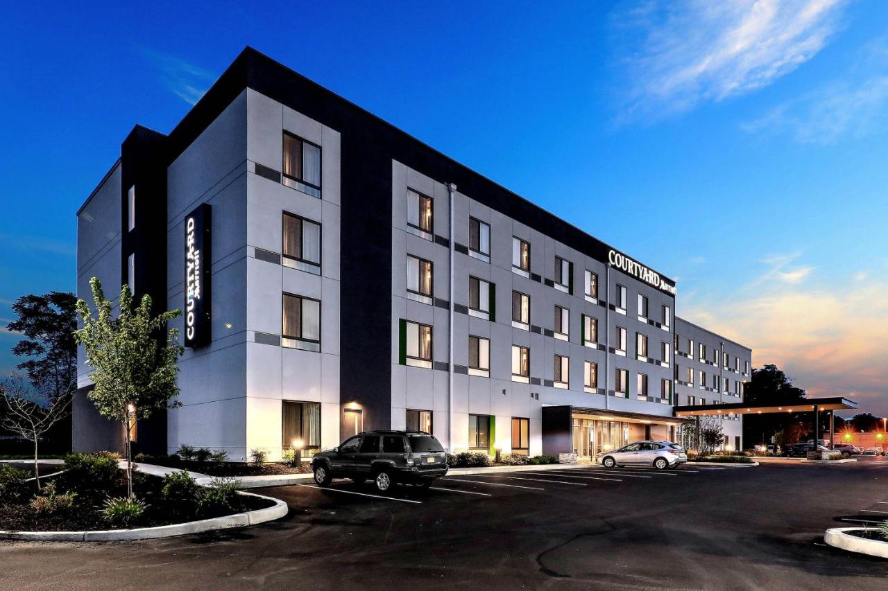 | Courtyard by Marriott Deptford