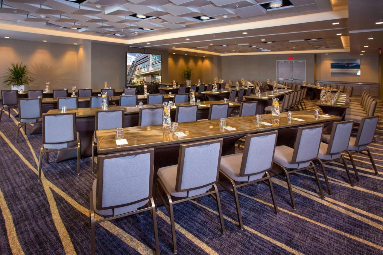 | Courtyard by Marriott Phoenix Downtown