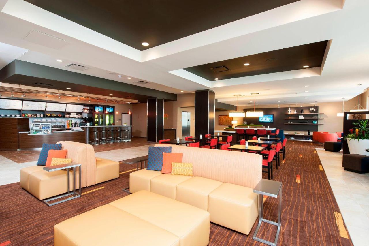 | Courtyard Peoria Downtown