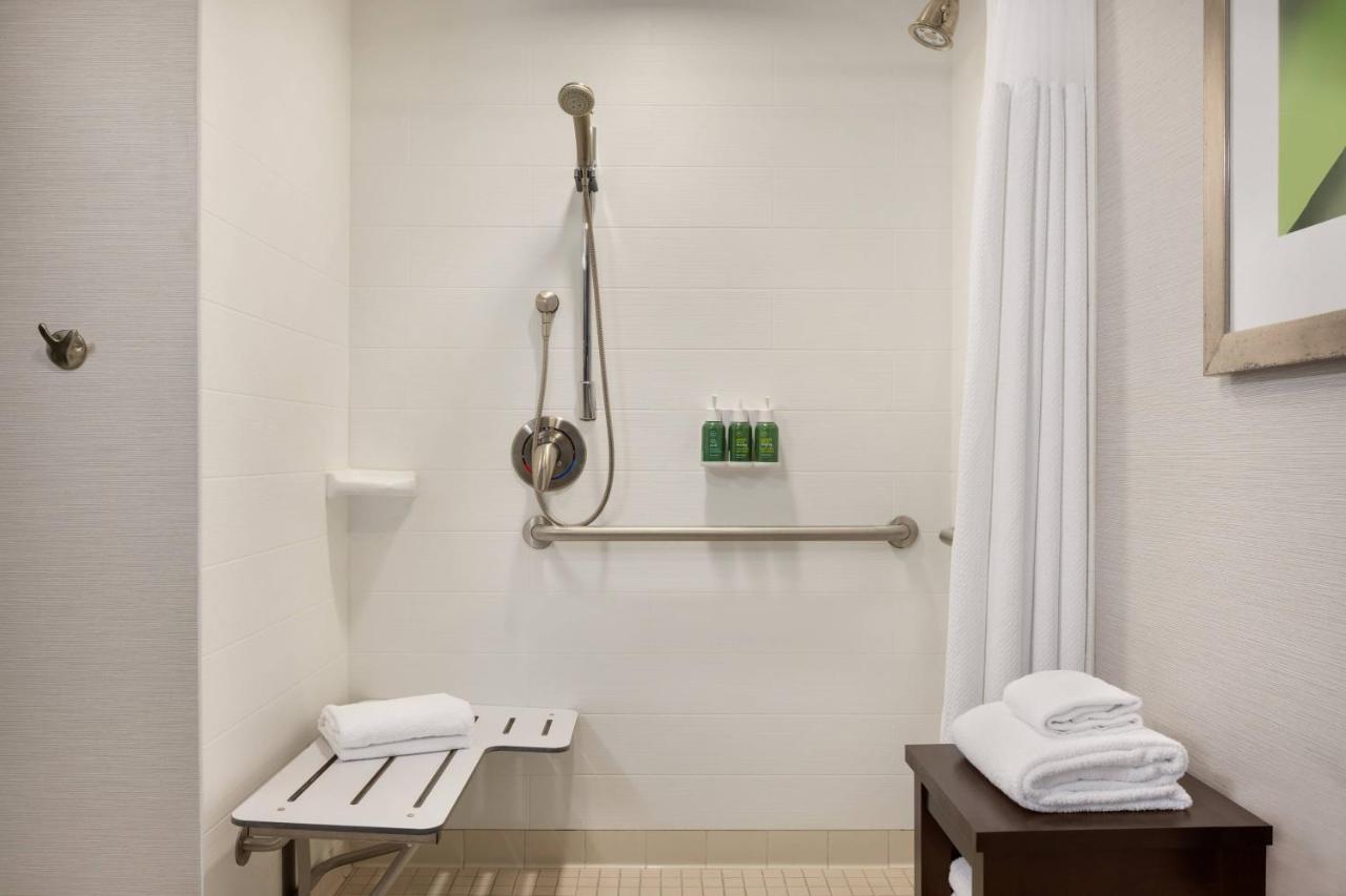 | Courtyard Greenville