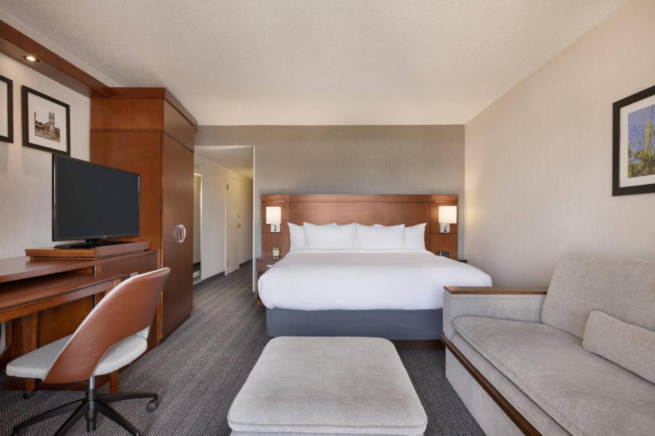 | Courtyard Greenville