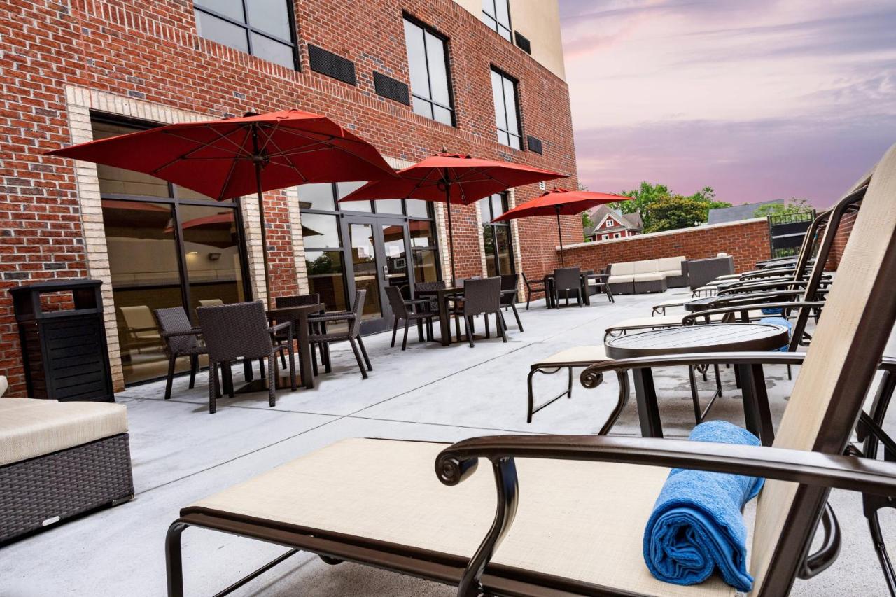 | Courtyard Winston-Salem Downtown