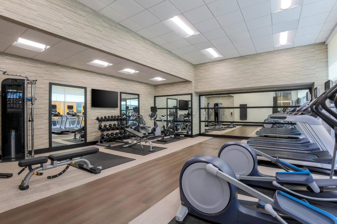 | Courtyard by Marriott Pittsburgh Downtown