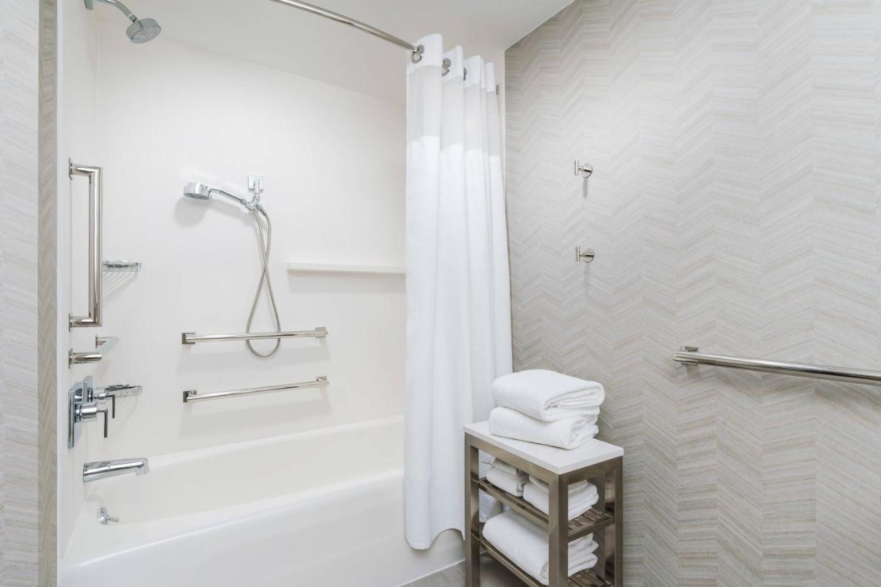 | Courtyard by Marriott Orlando Downtown