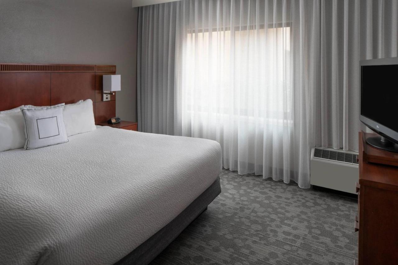  | Courtyard by Marriott Jacksonville at the Mayo Clinic Campus/Beaches