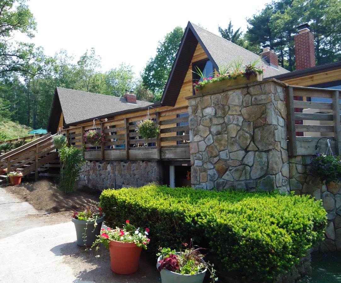 | Inn at Deep Creek