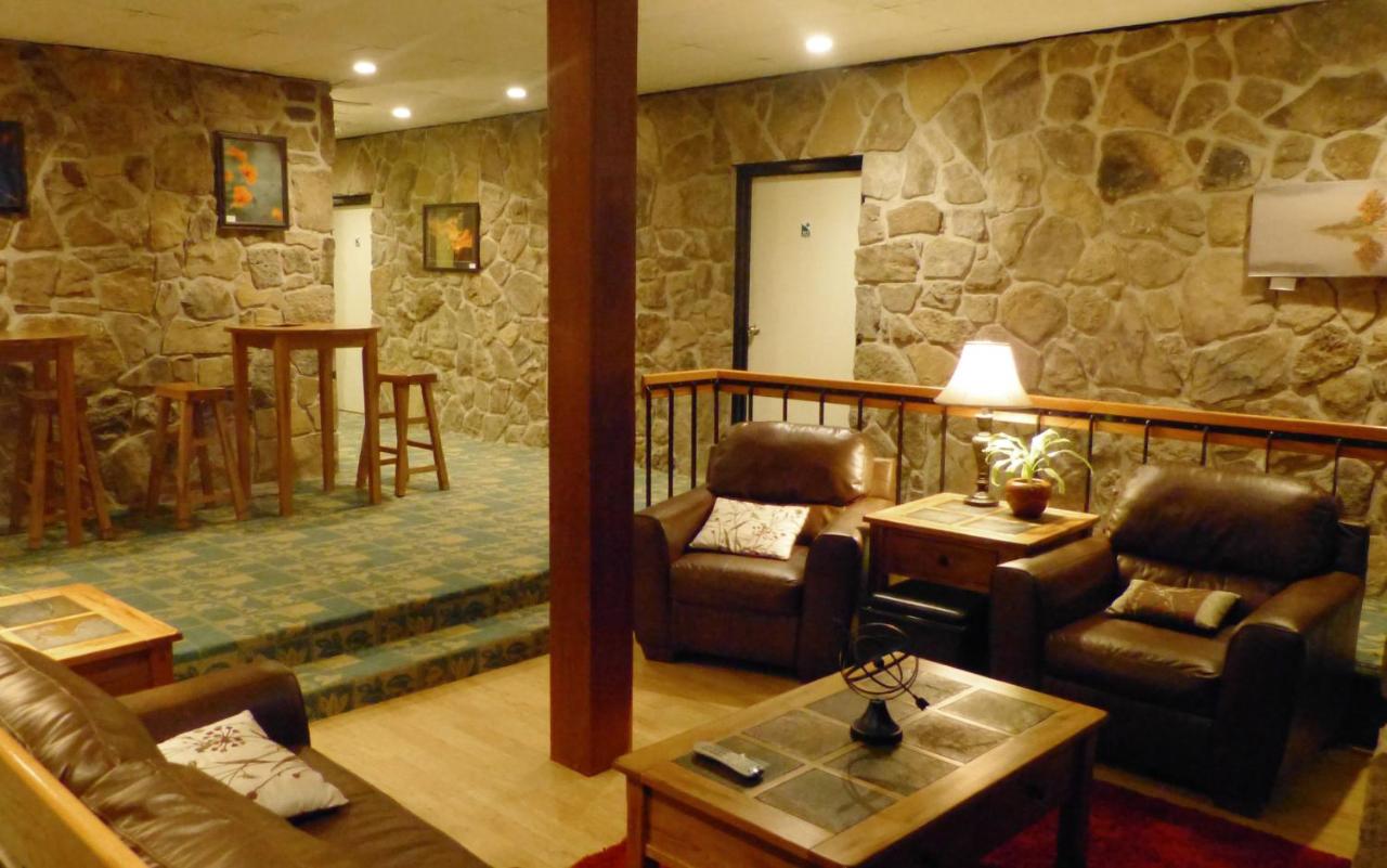 | Inn at Deep Creek