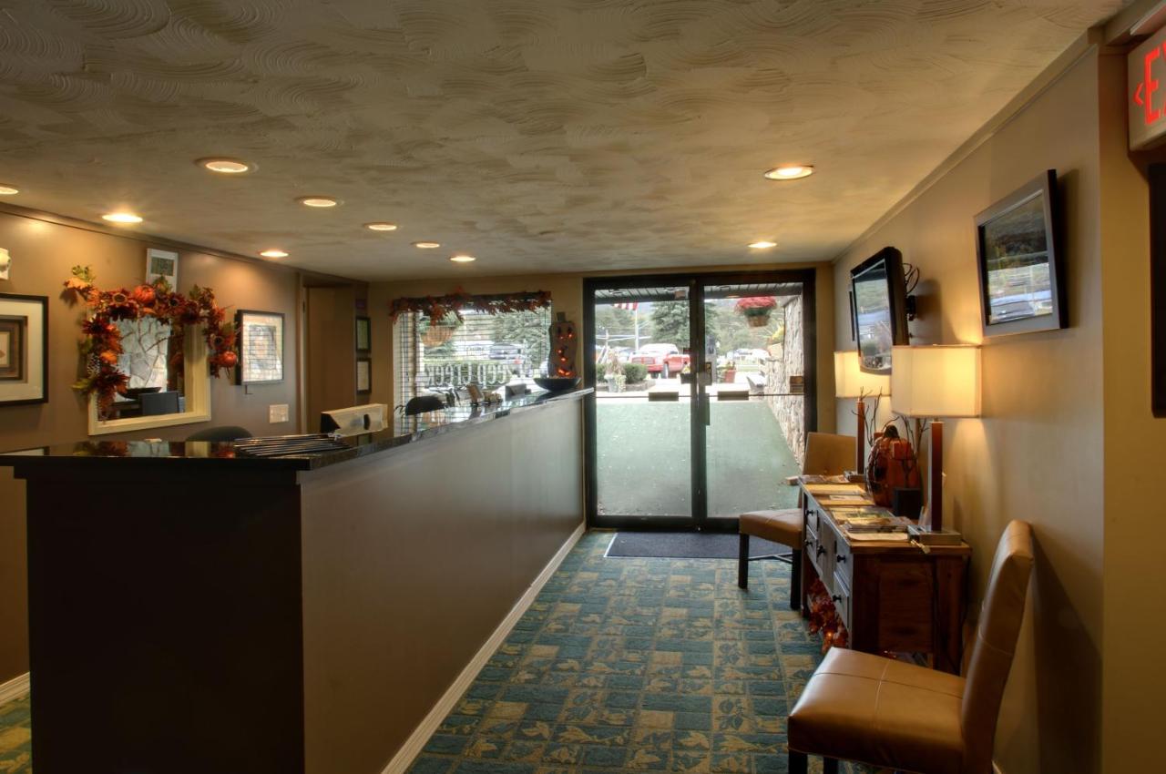 | Inn at Deep Creek