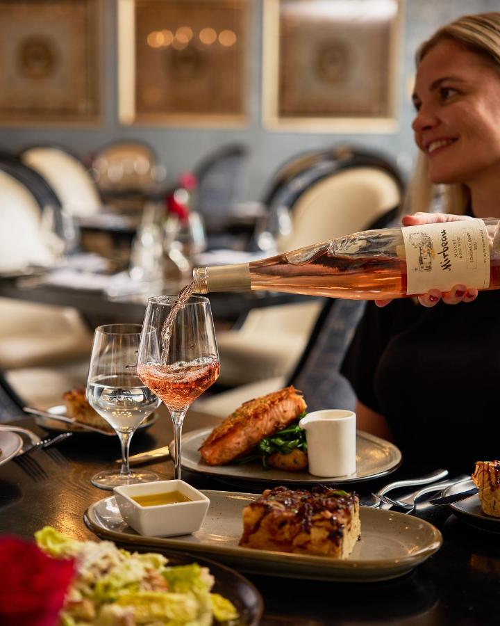 | Mirbeau Inn & Spa, Rhinebeck