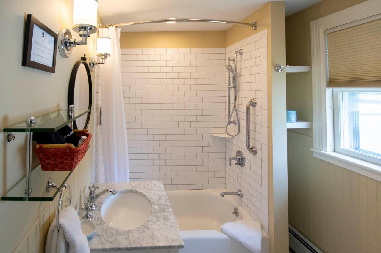 | Swift House Inn