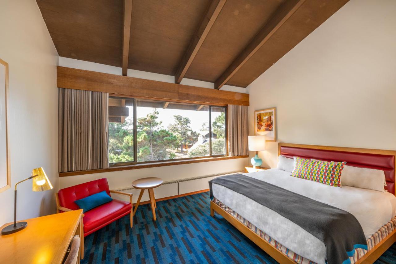 King Room with Ocean View at Asilomar Conference Grounds