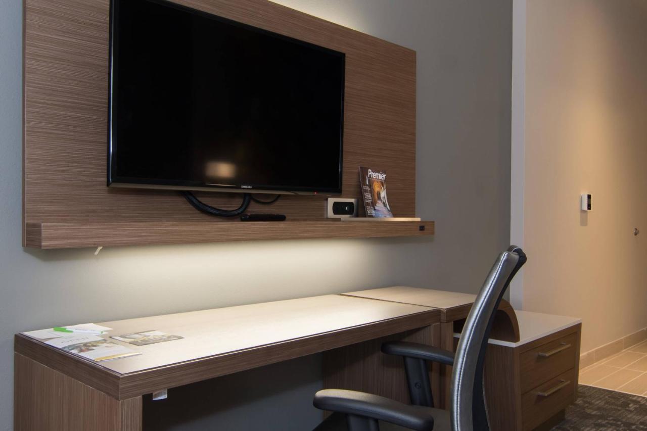 | Courtyard by Marriott Raleigh-Durham Airport/Brier Creek