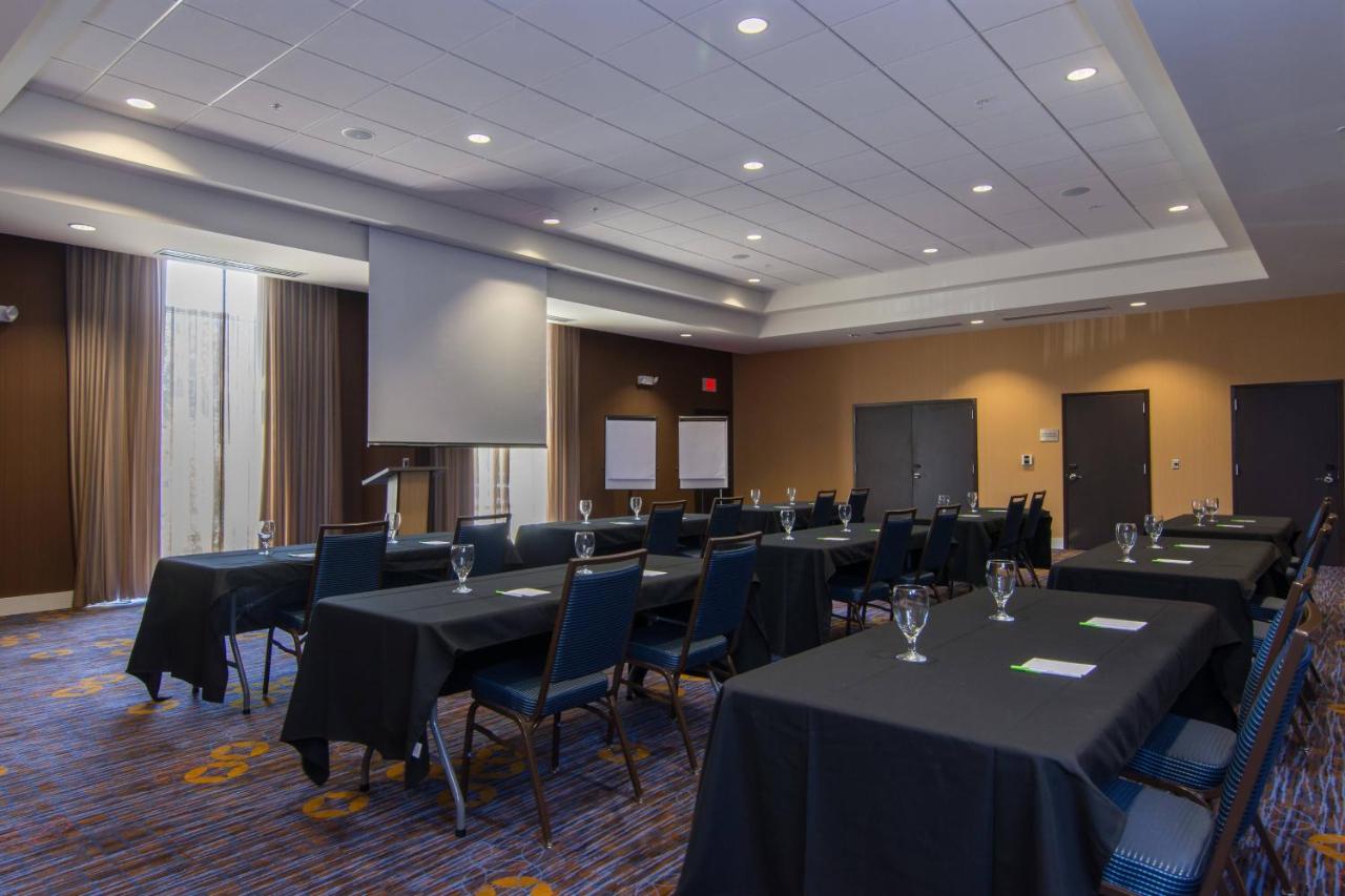 | Courtyard by Marriott Raleigh-Durham Airport/Brier Creek