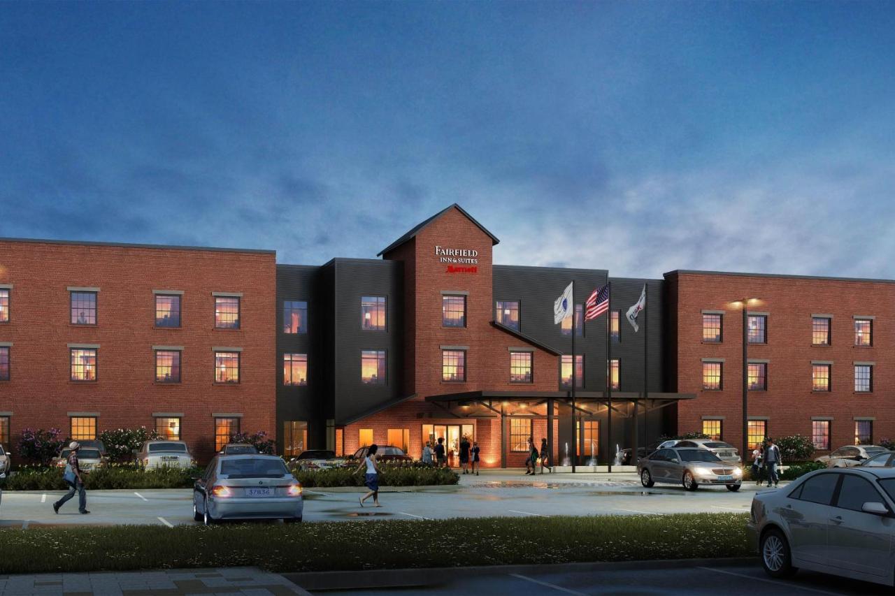 | Fairfield Inn & Suites by Marriott Williamstown