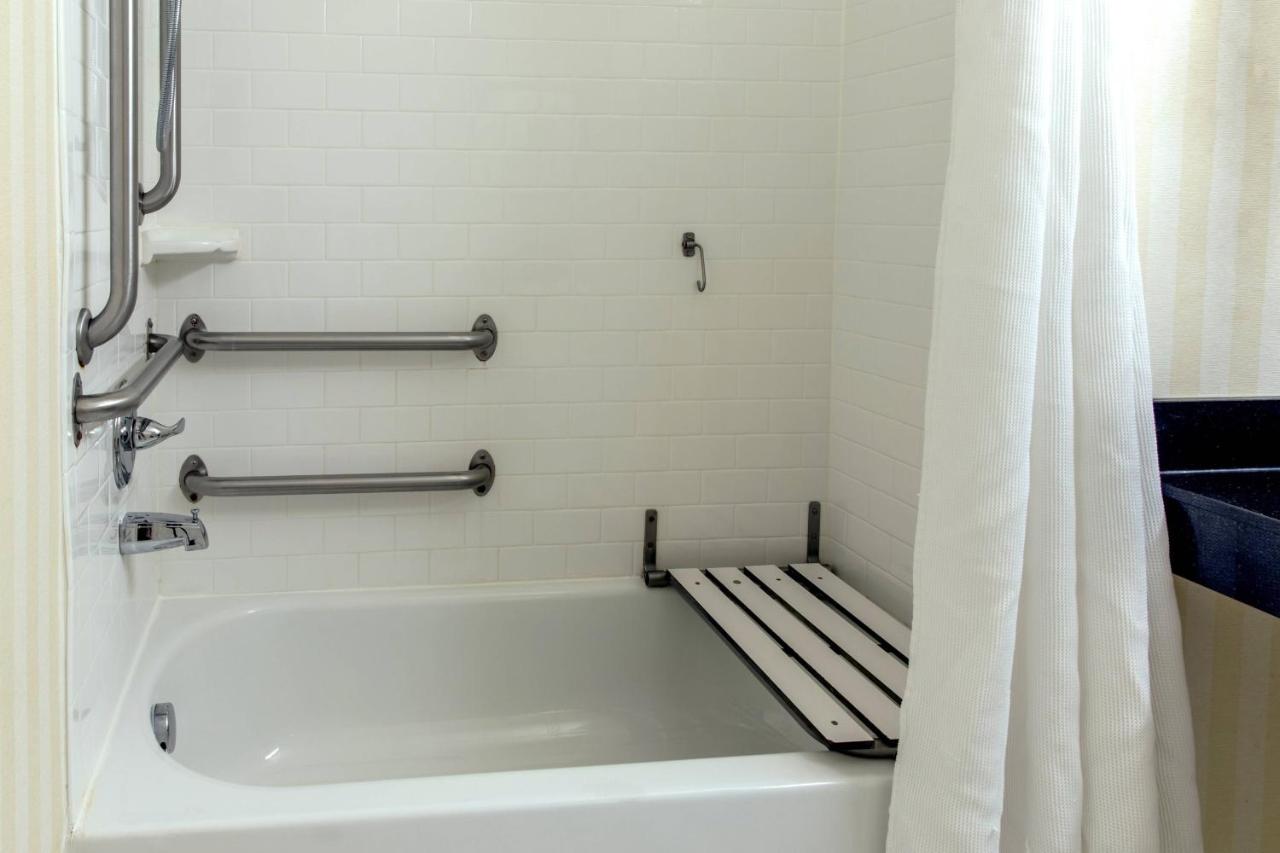  | Fairfield Inn & Suites Canton