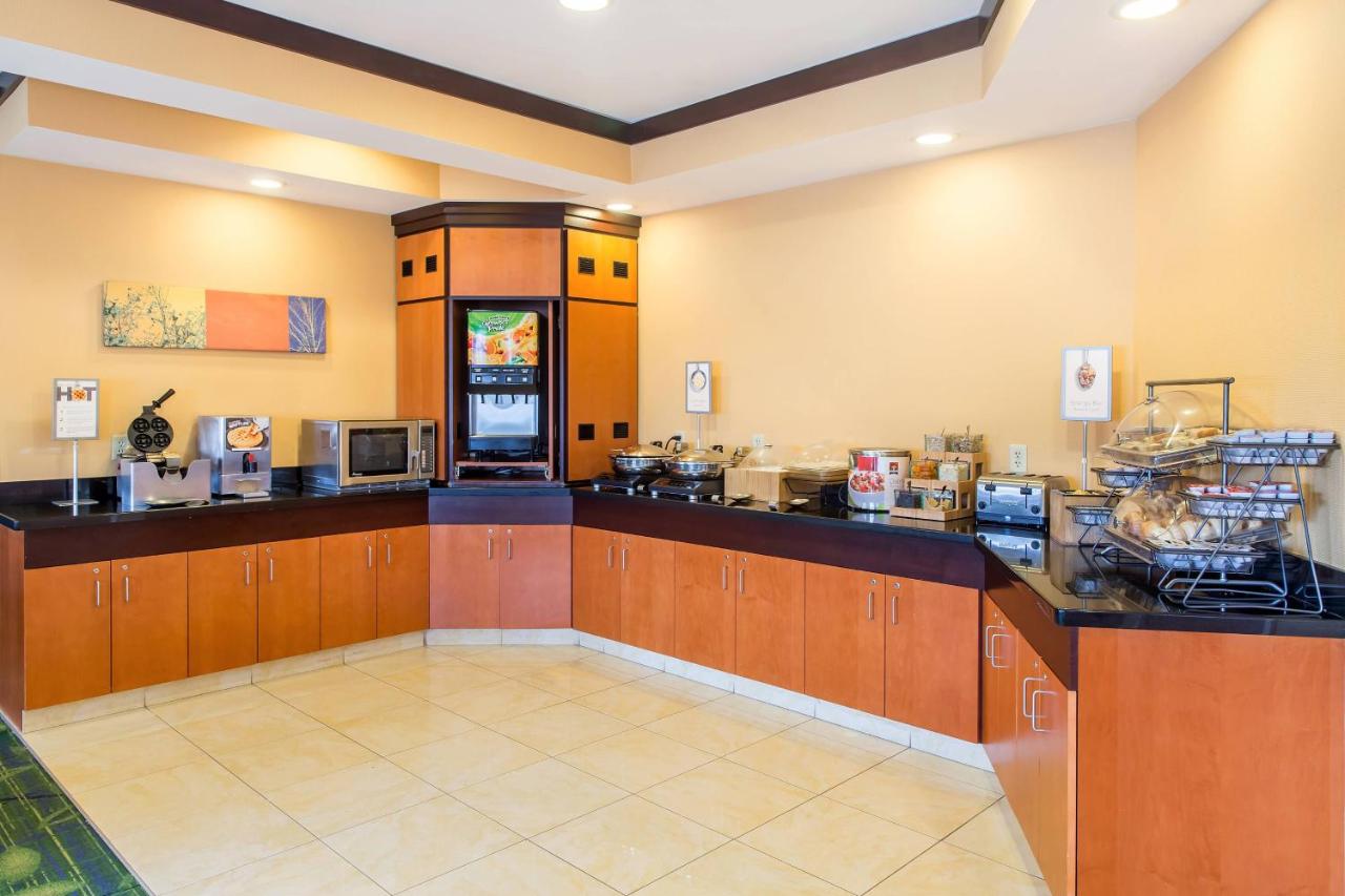  | Fairfield Inn & Suites Canton