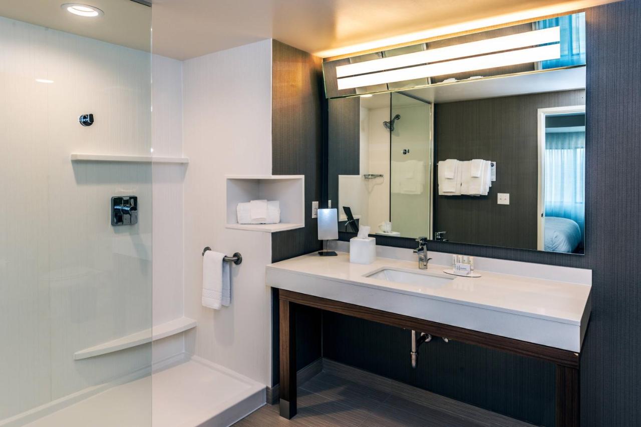 Courtyard by Marriott Somerset