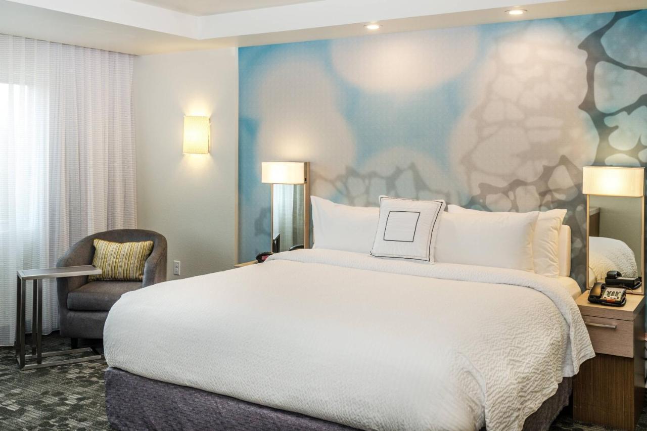Courtyard by Marriott Somerset