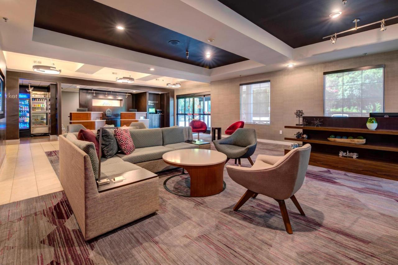 | Courtyard by Marriott Raleigh Crabtree Valley