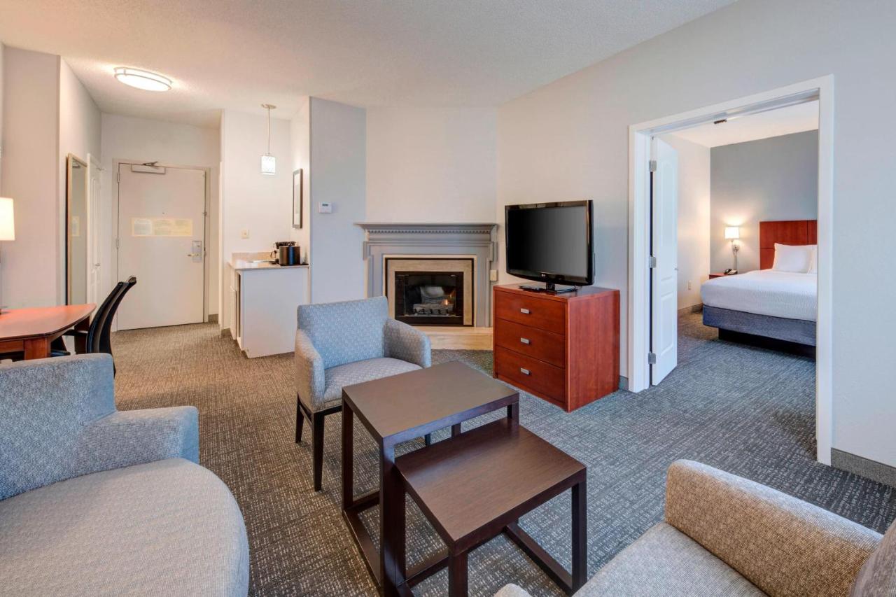 | Courtyard by Marriott Raleigh Crabtree Valley