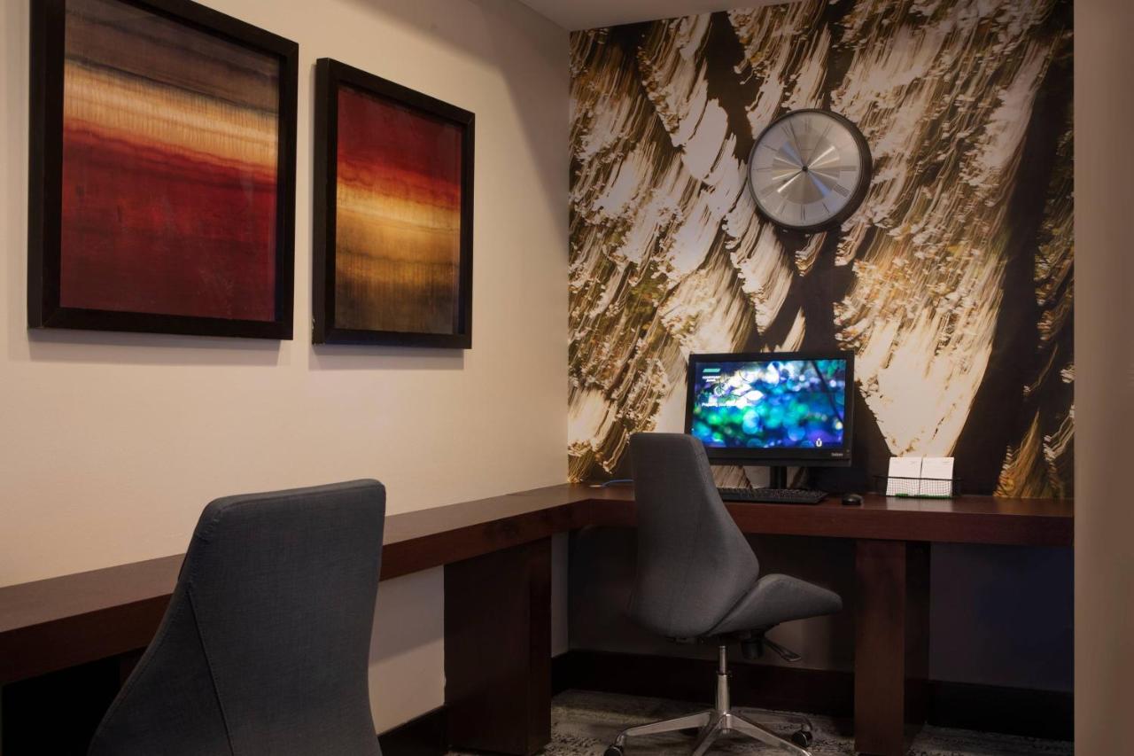 | Courtyard by Marriott Bradenton Sarasota Riverfront