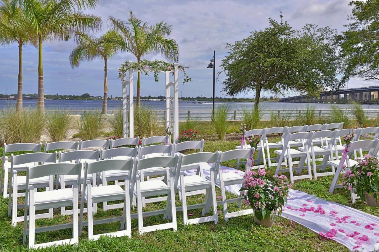  | Courtyard by Marriott Bradenton Sarasota Riverfront