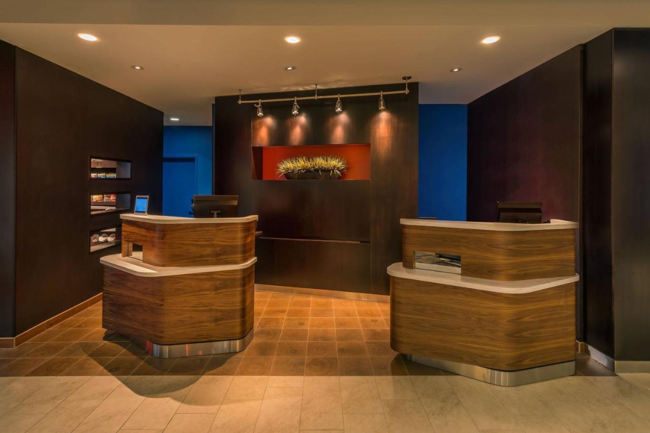 | Courtyard by Marriott Reno Downtown/Riverfront