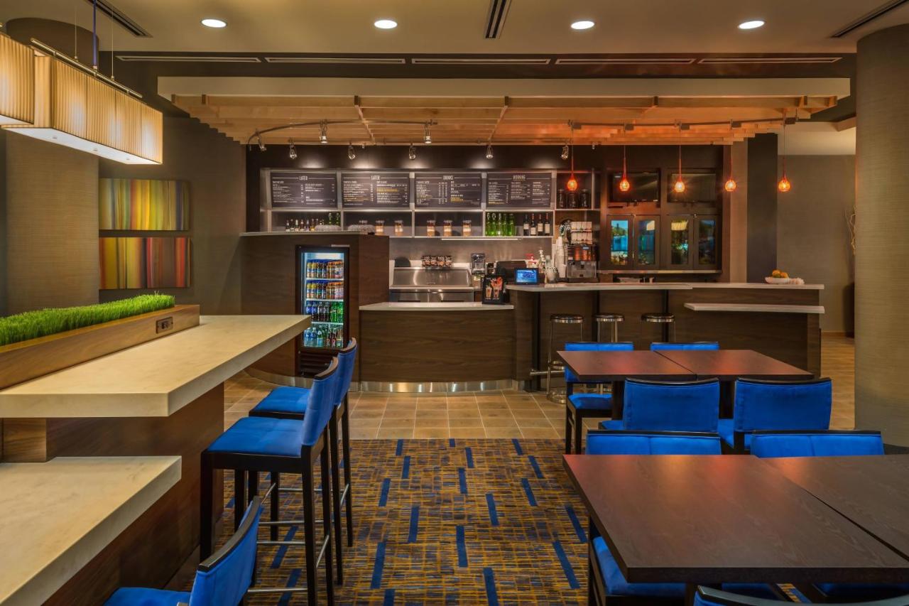 | Courtyard by Marriott Reno Downtown/Riverfront