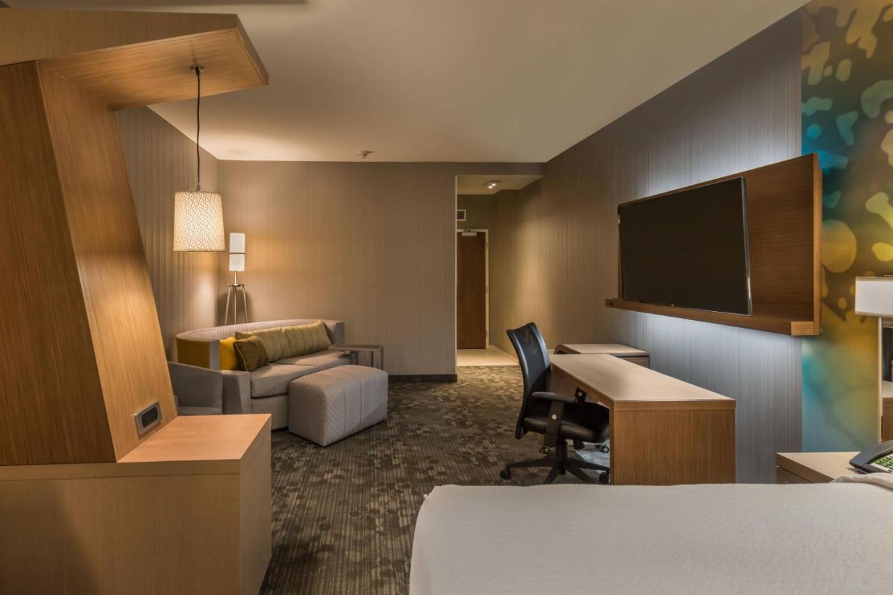 | Courtyard by Marriott Reno Downtown/Riverfront