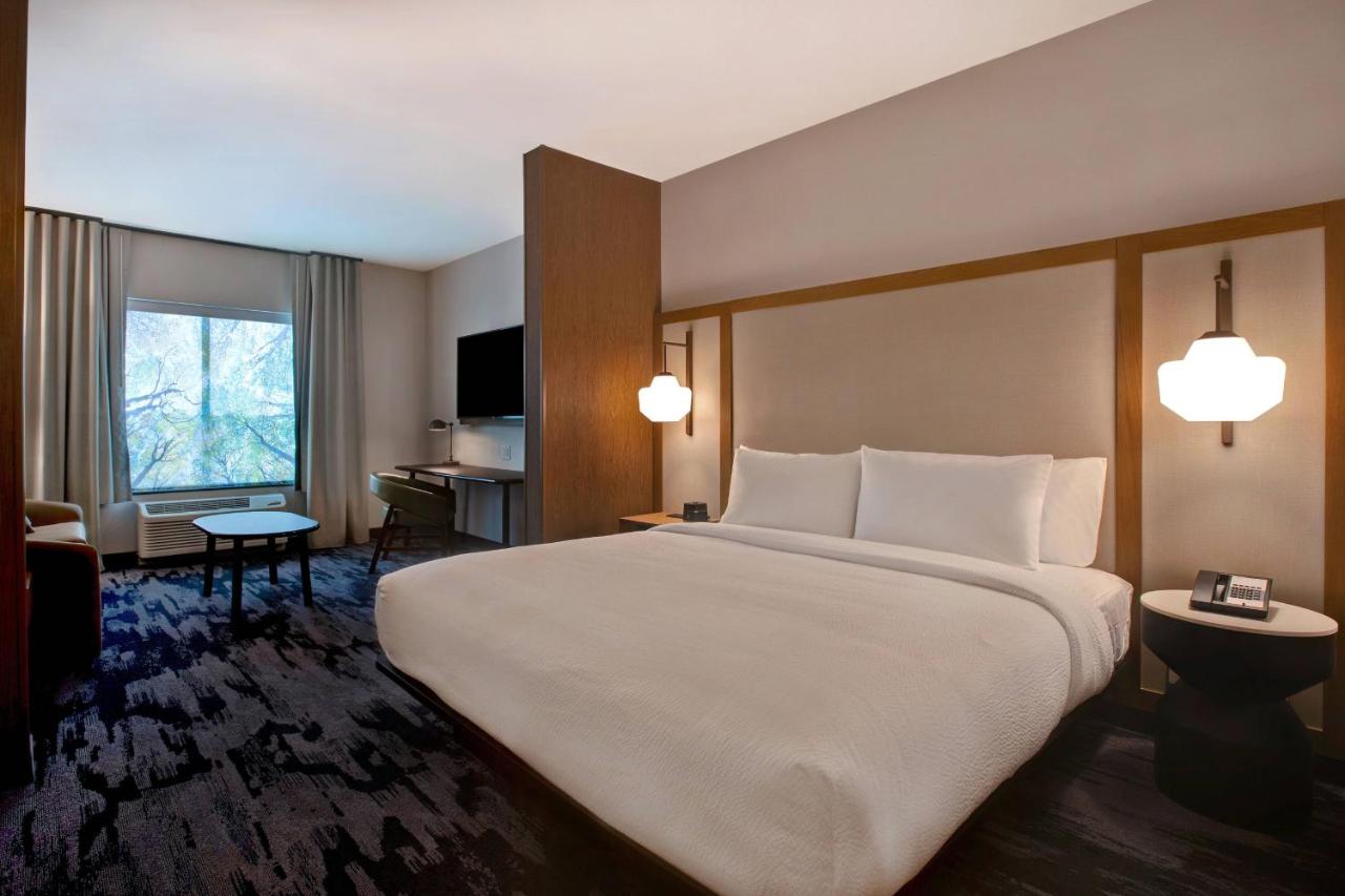 Suite, 1 King, Sofa bed at Fairfield Inn & Suites by Marriott Chicago Bolingbrook