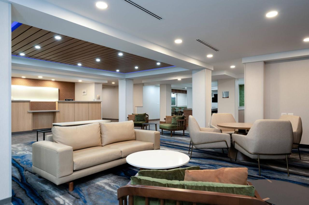 | Fairfield Inn & Suites by Marriott Atlanta Stonecrest