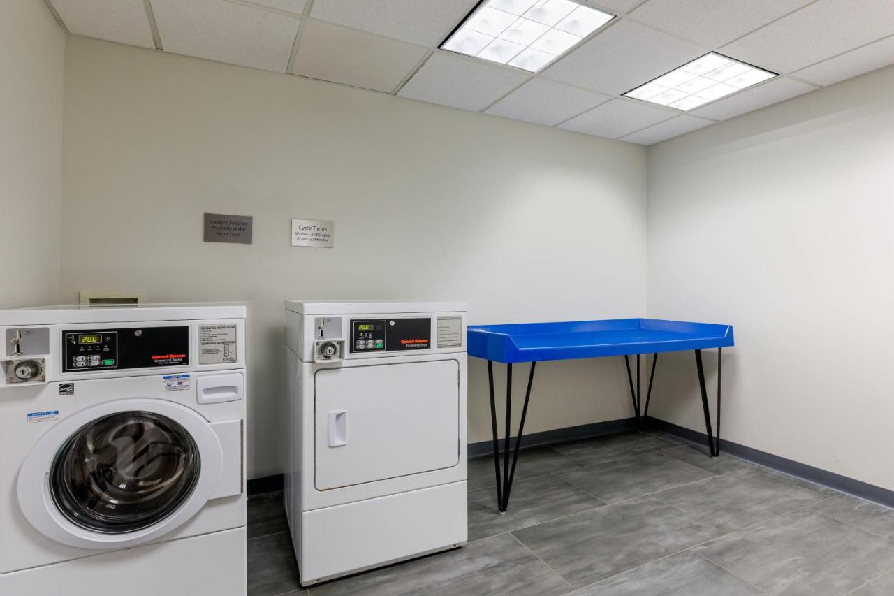 | Fairfield Inn & Suites by Marriott Atlanta Stonecrest