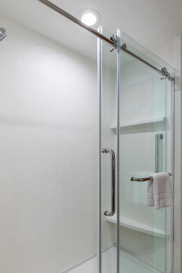 | Fairfield Inn & Suites by Marriott Atlanta Stonecrest