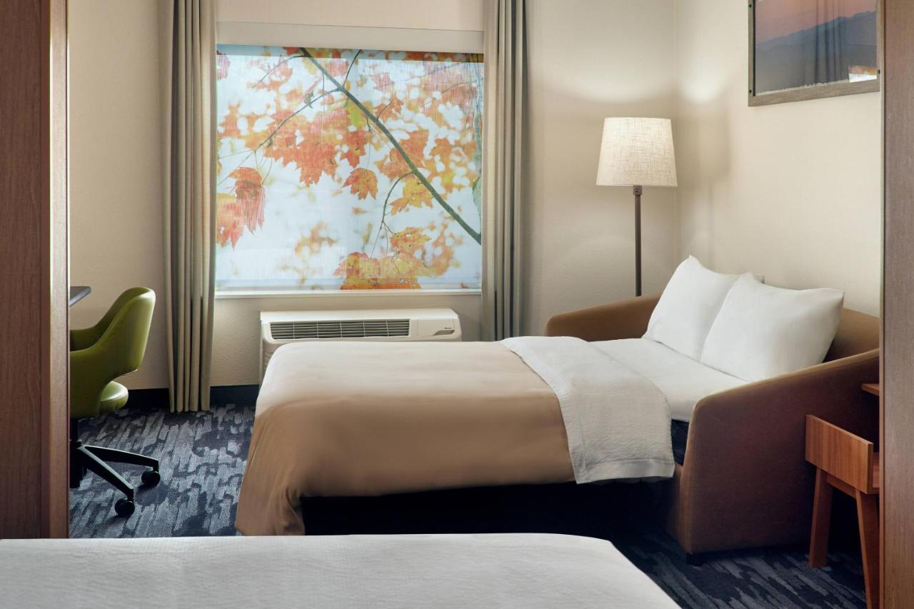| Fairfield Inn & Suites by Marriott Athens-University Area