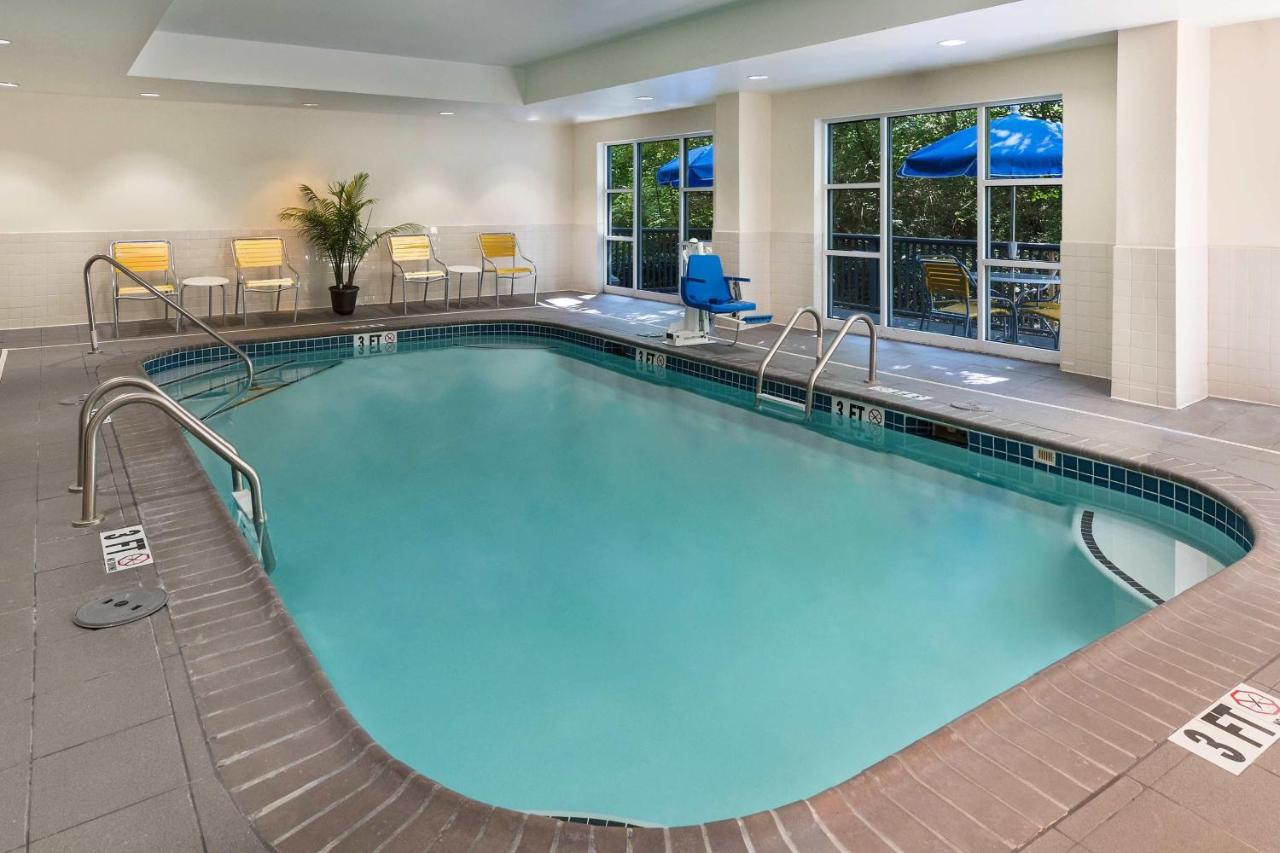 | Fairfield Inn and Suites by Marriott Perimeter Center