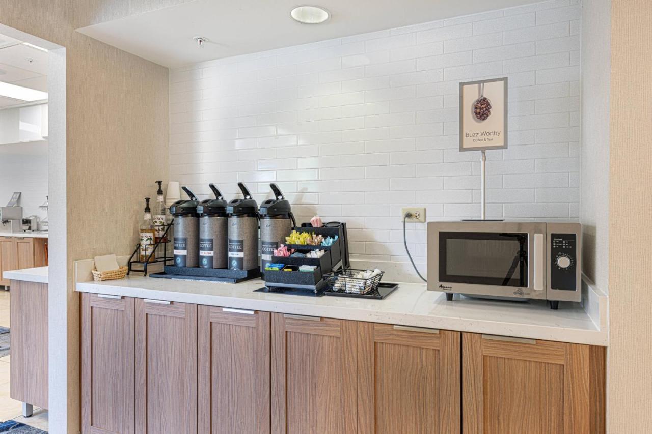 | Fairfield Inn & Suites by Marriott Chicago Naperville