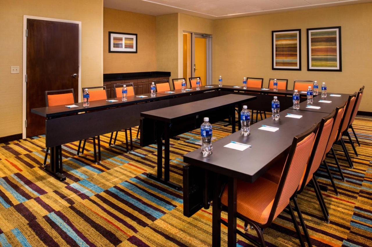  | Fairfield Inn and Suites by Marriott Akron Stow