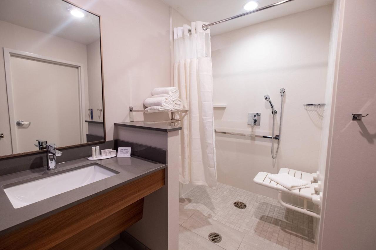 | Fairfield by Marriott Inn & Suites Fond du Lac