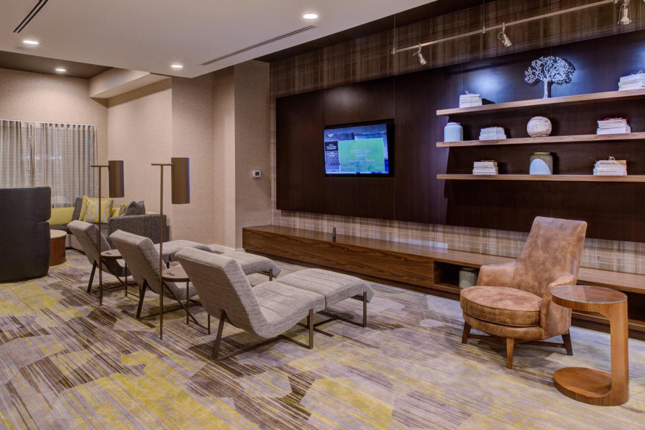  | Courtyard by Marriott St. Louis Chesterfield