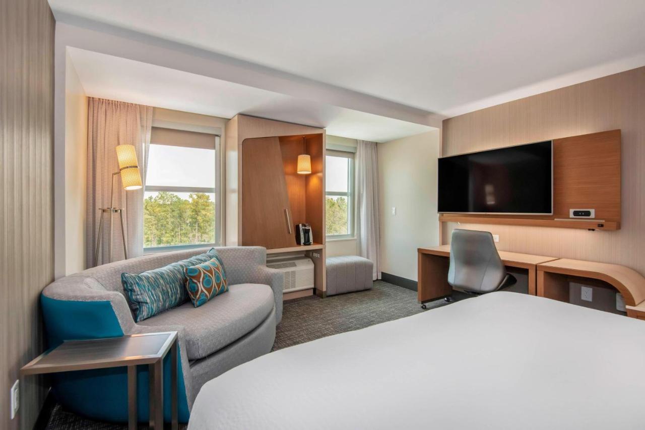  | Courtyard by Marriott Raleigh Cary/Parkside Town Commons