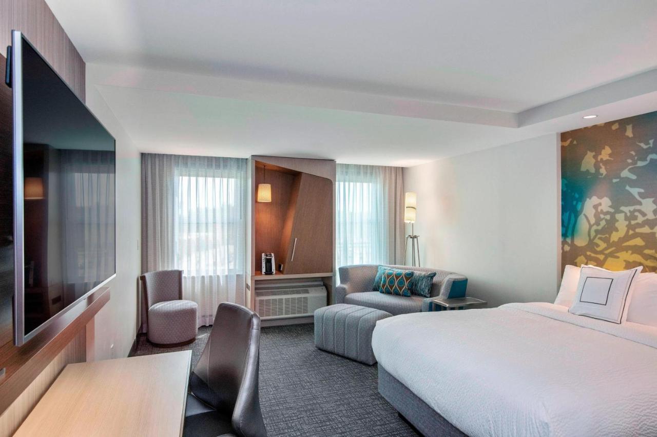  | Courtyard by Marriott Raleigh Cary/Parkside Town Commons